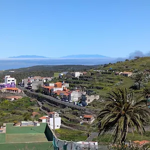 Entre La Naturaleza Gomera El Cercado